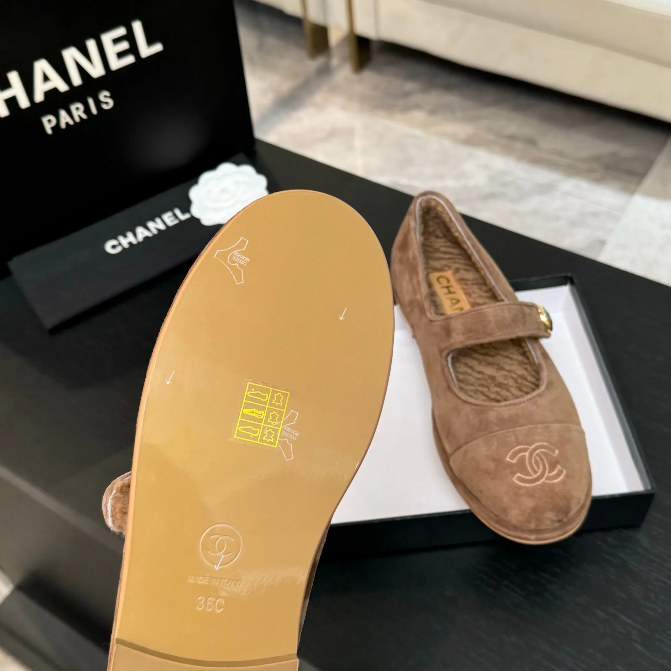 Women's Heels CHANEL 18216492