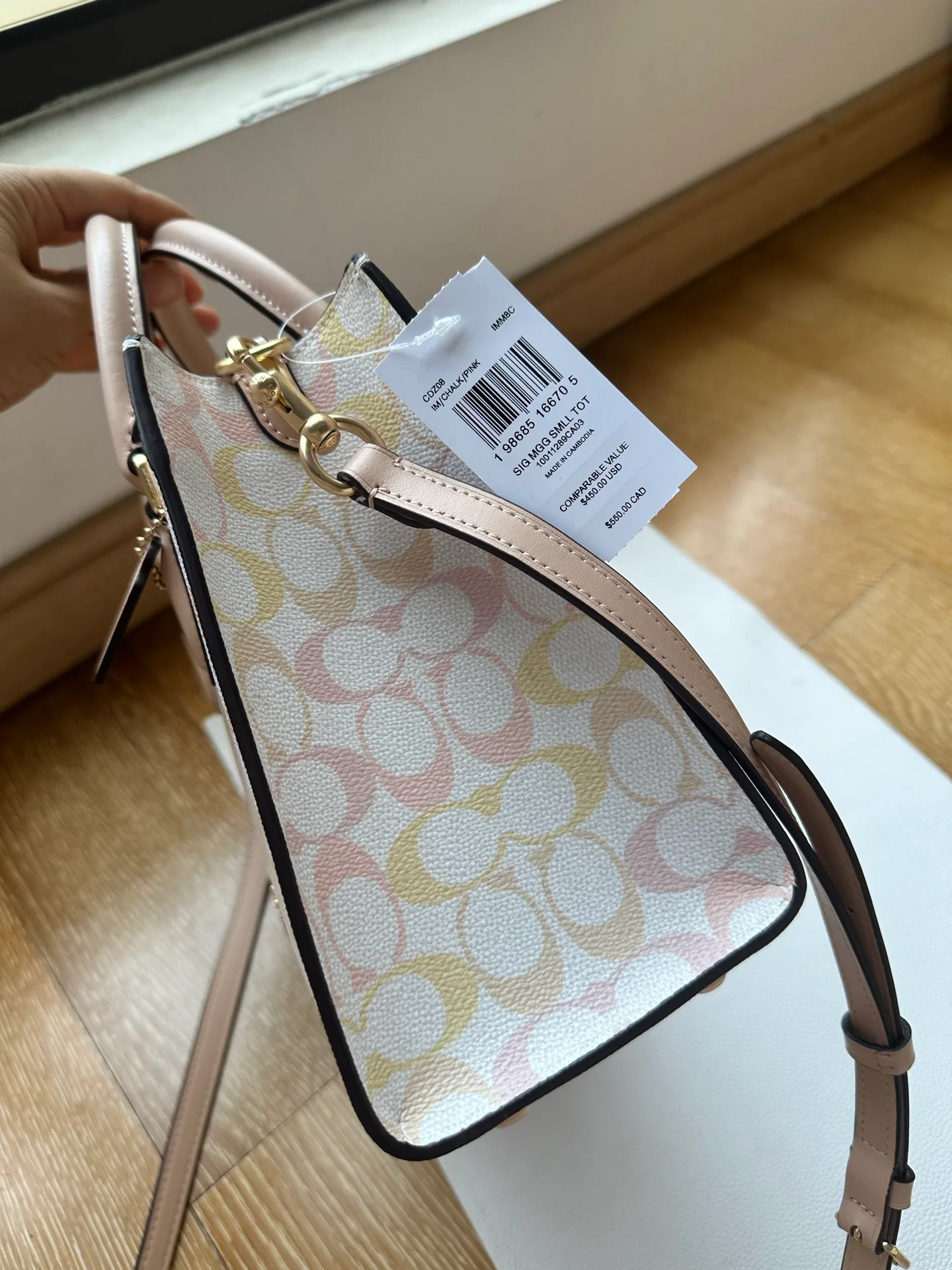 Women's Classic Handbags COACH 17960976