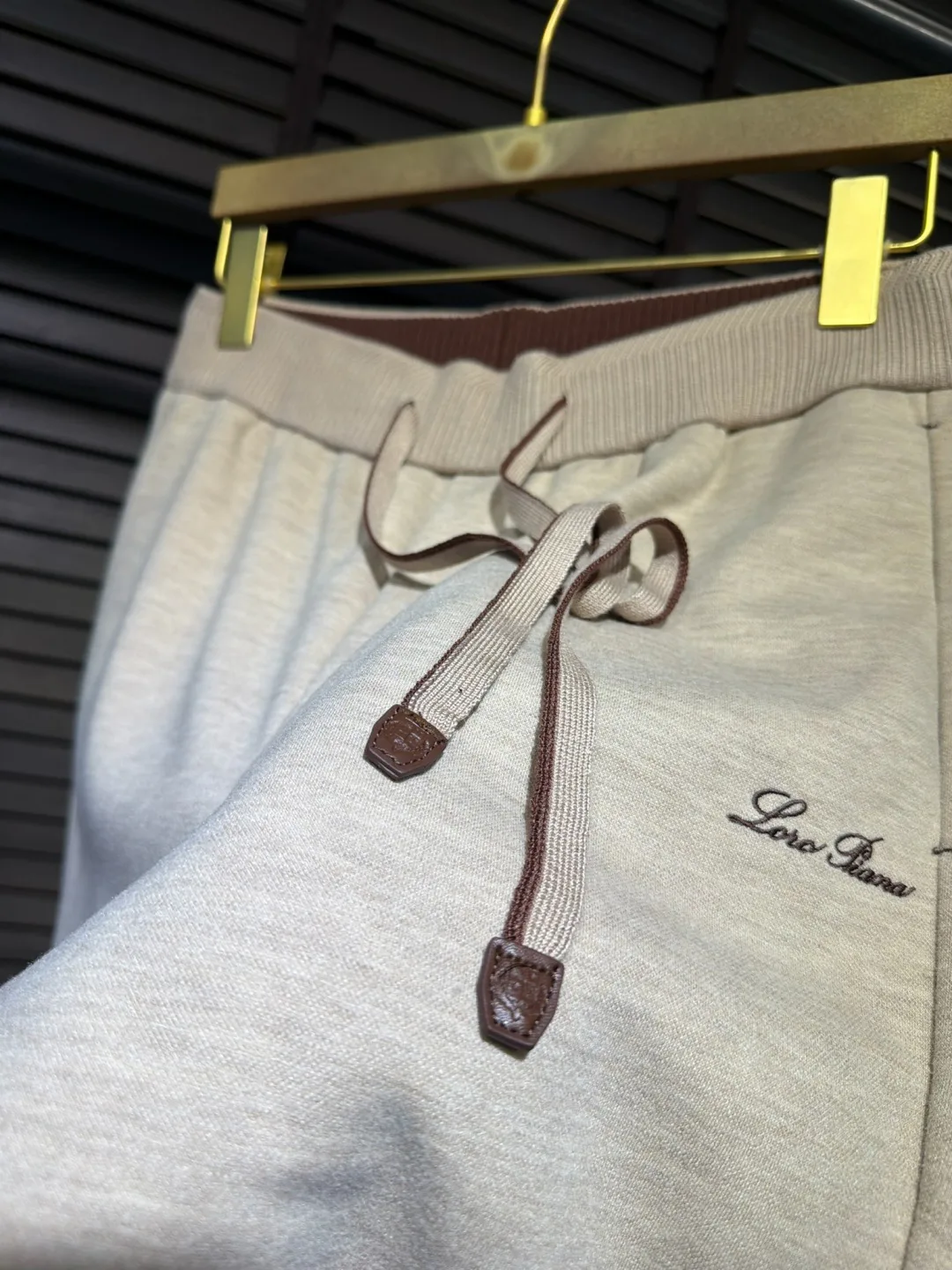 Women's Trousers LORO PIANA 17944041