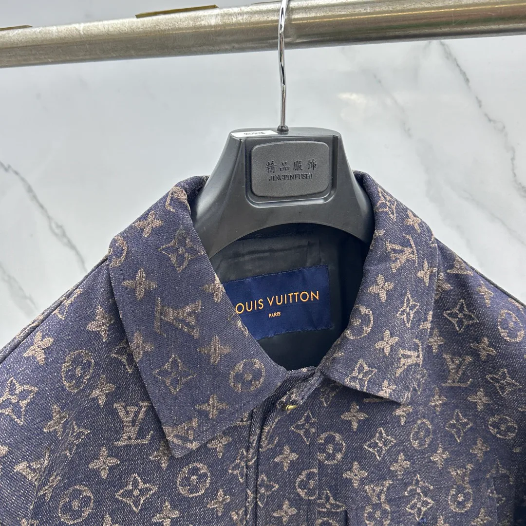 Куртки И Пуховики Мужские Louis Vuitton 18596967