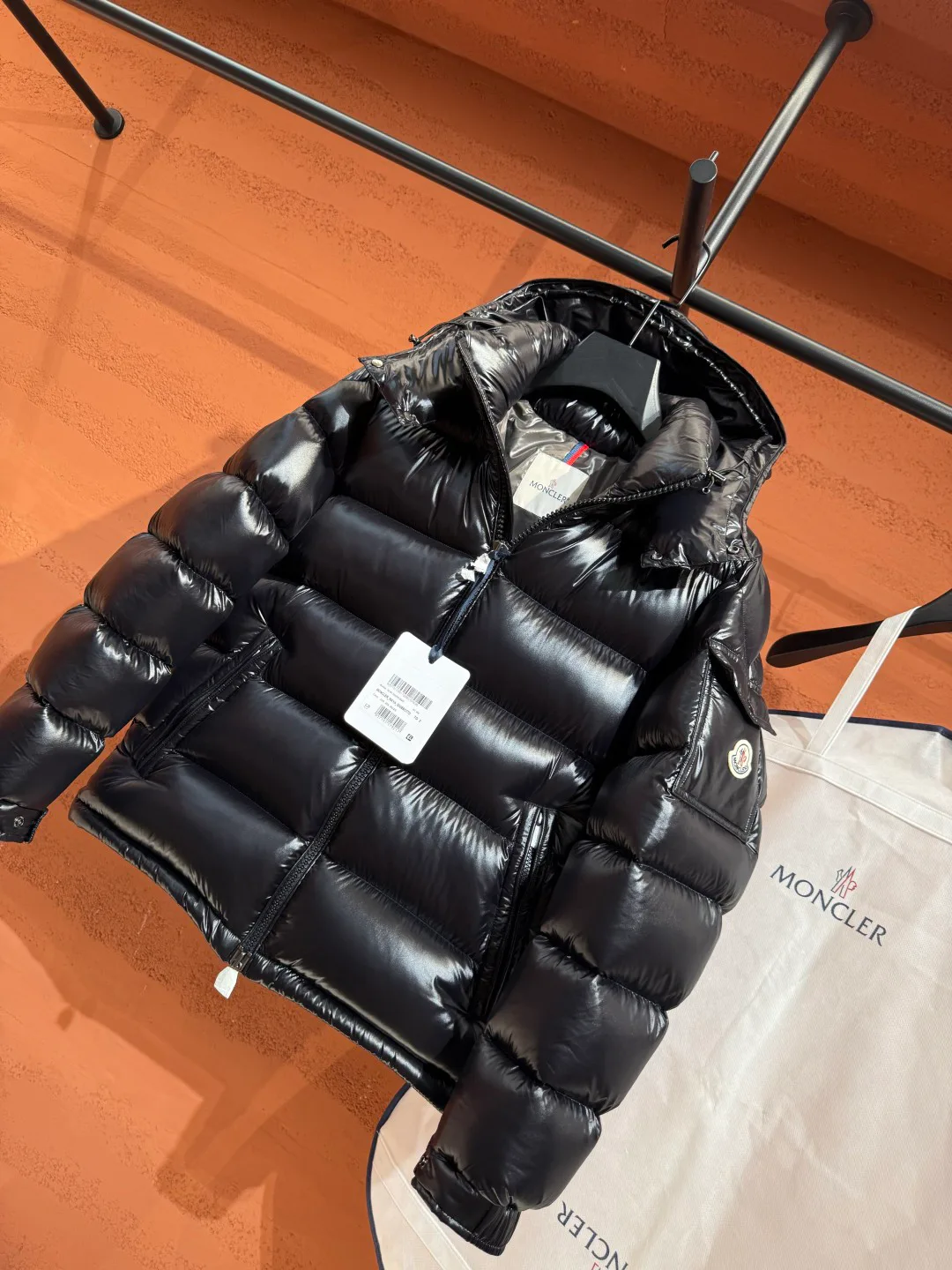 Men's Jackets And Down Jackets MONCLER 18048474