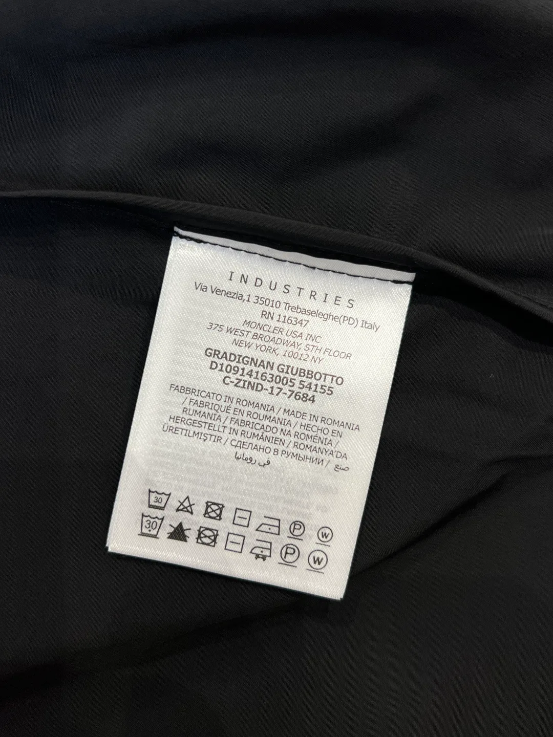 Men's Jackets And Down Jackets MONCLER 17571930
