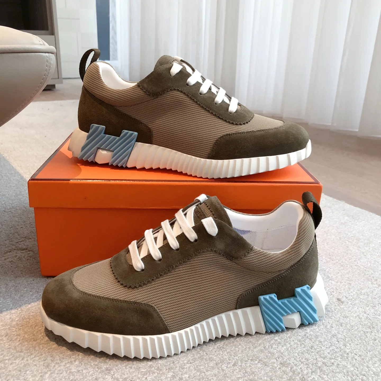 Women's Sneakers HERMES 17763696