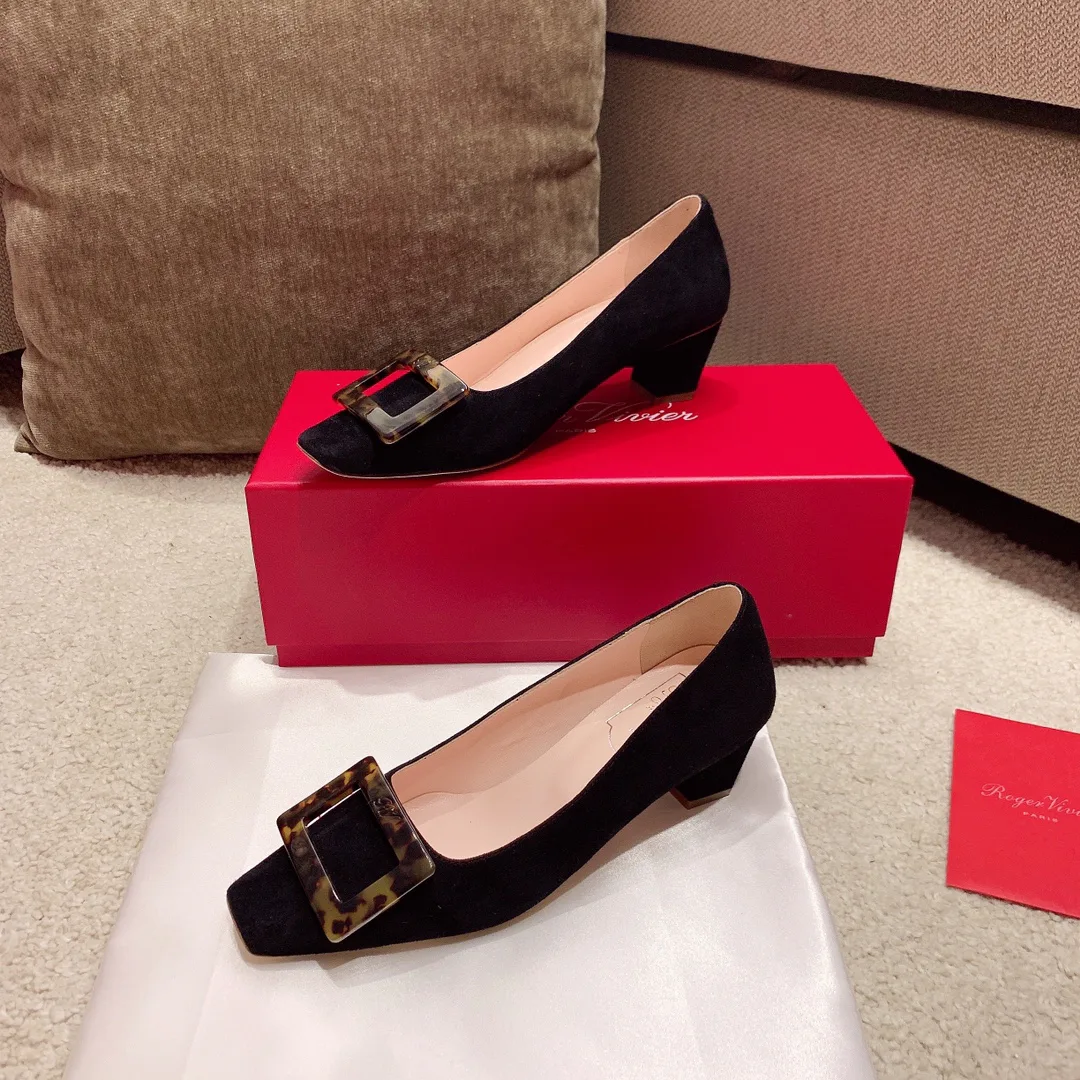 Women's Heels ROGER VIVIER 17550732
