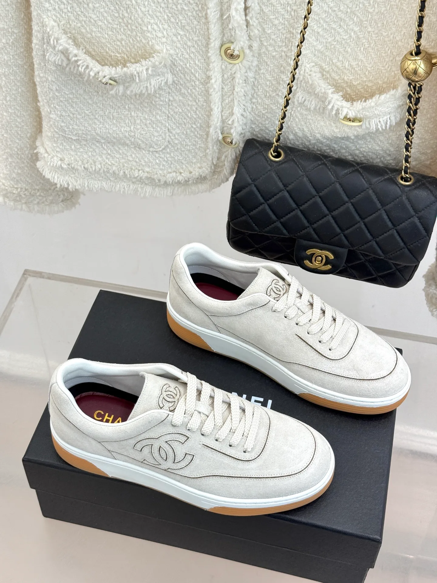 Women's Sneakers CHANEL 18154785