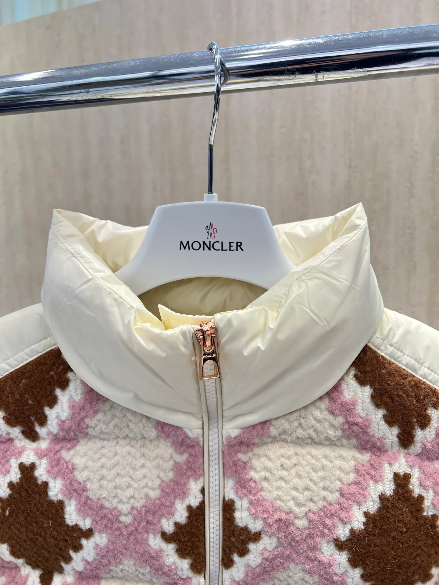 Men's Jackets And Down Jackets MONCLER 18231719