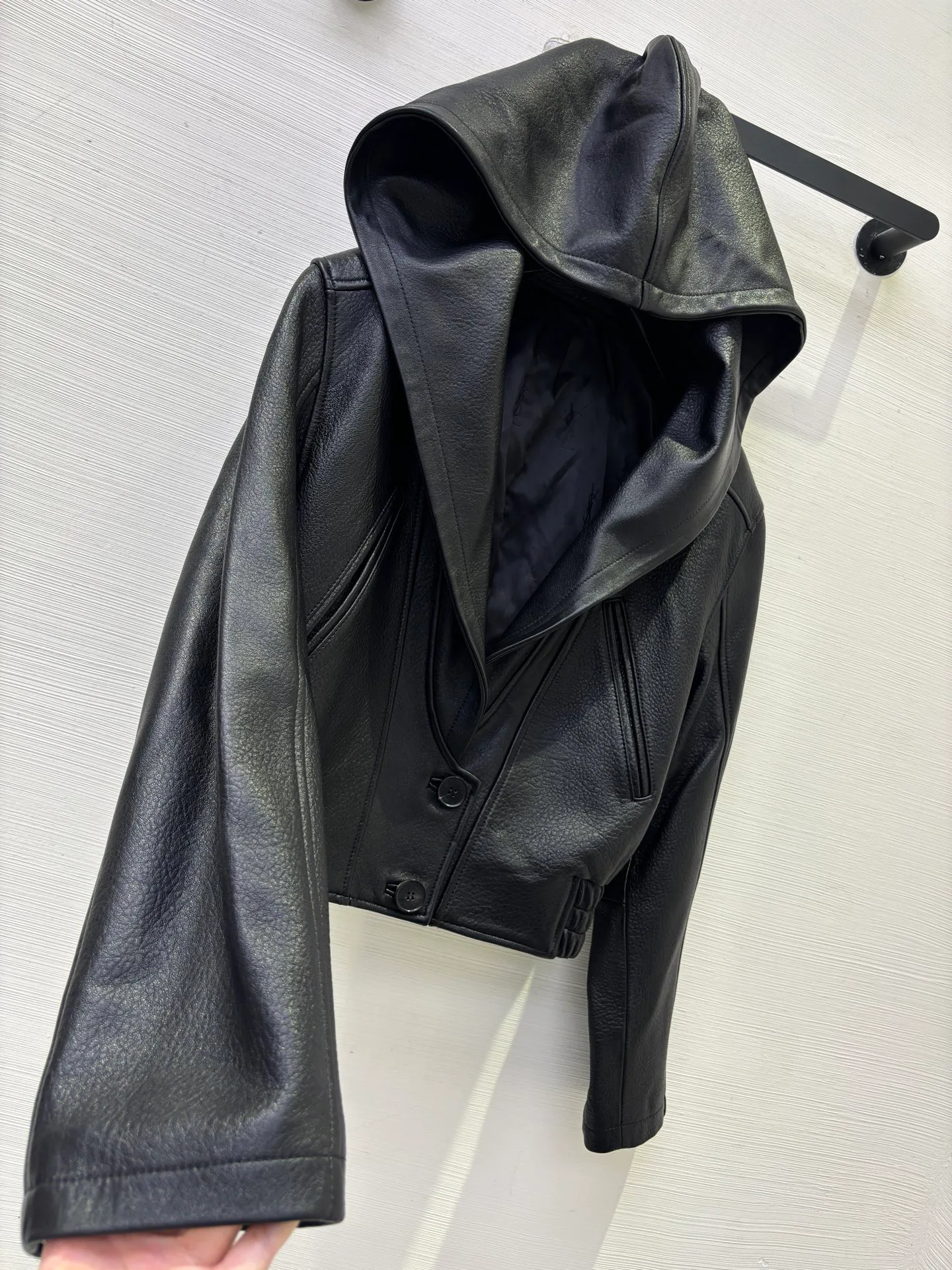 Women's Leather Jackets And Sheepskin Coats SAINT LAURENT 16860541