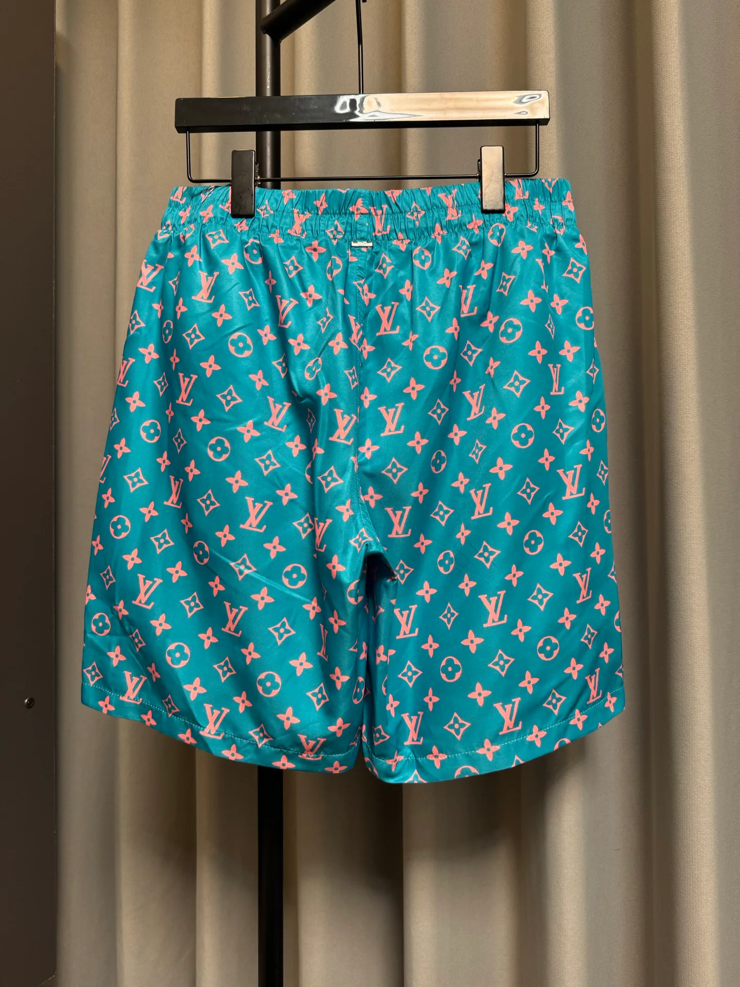 Men's Shorts LOUIS VUITTON 17420983