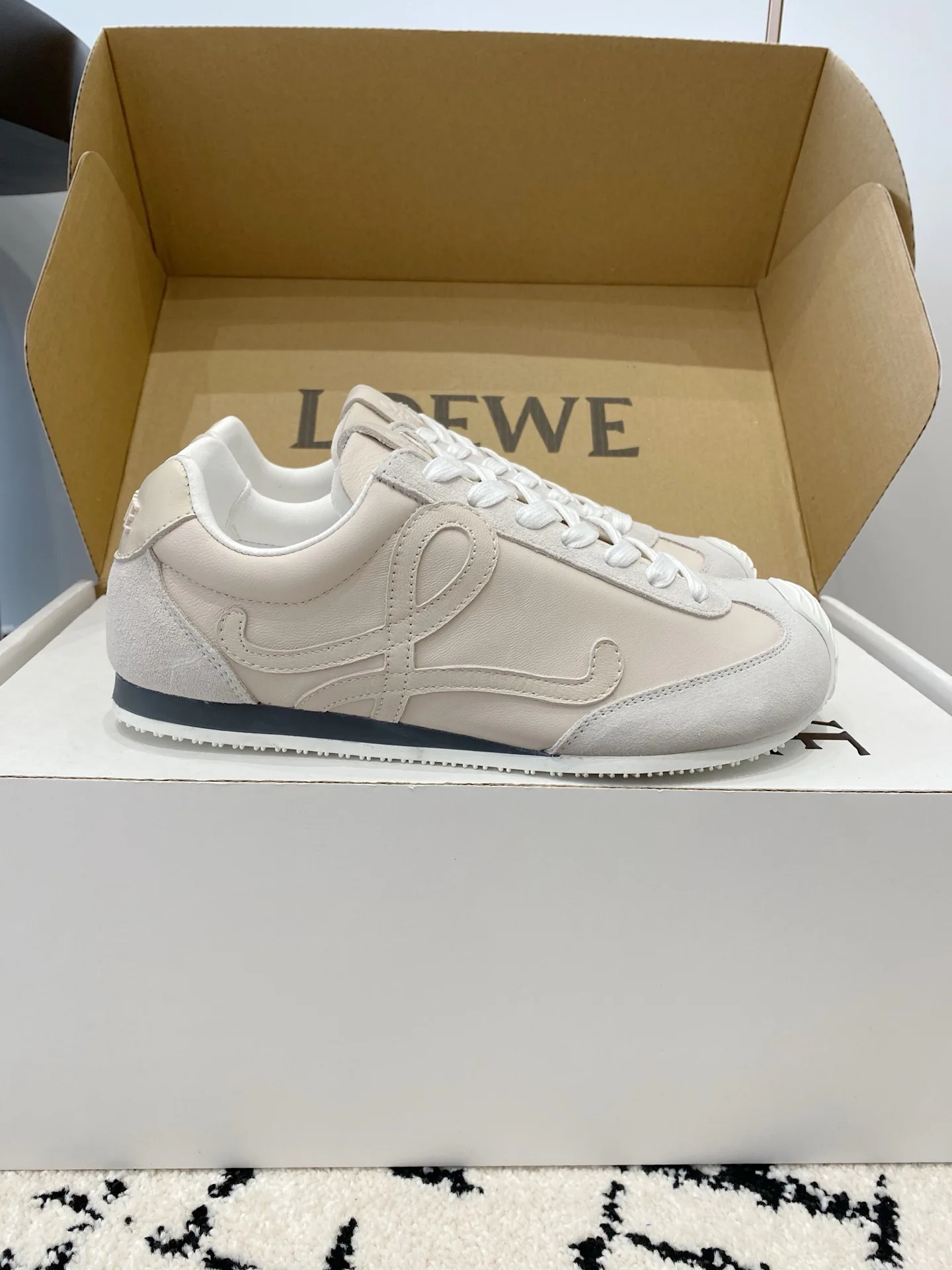 Women's Sneakers LOEWE 18268853