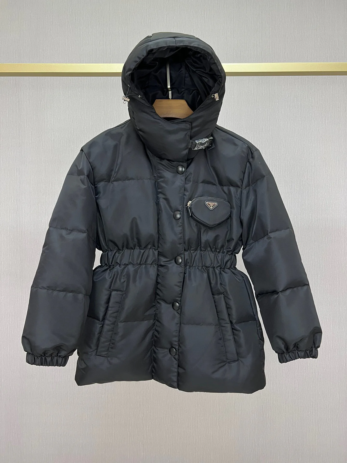 Women's Jackets And Down Jackets PRADA 17932048