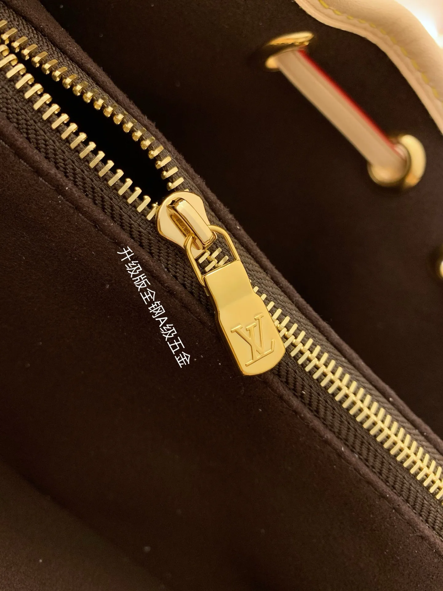 Women's Classic Handbags LOUIS VUITTON 17303176