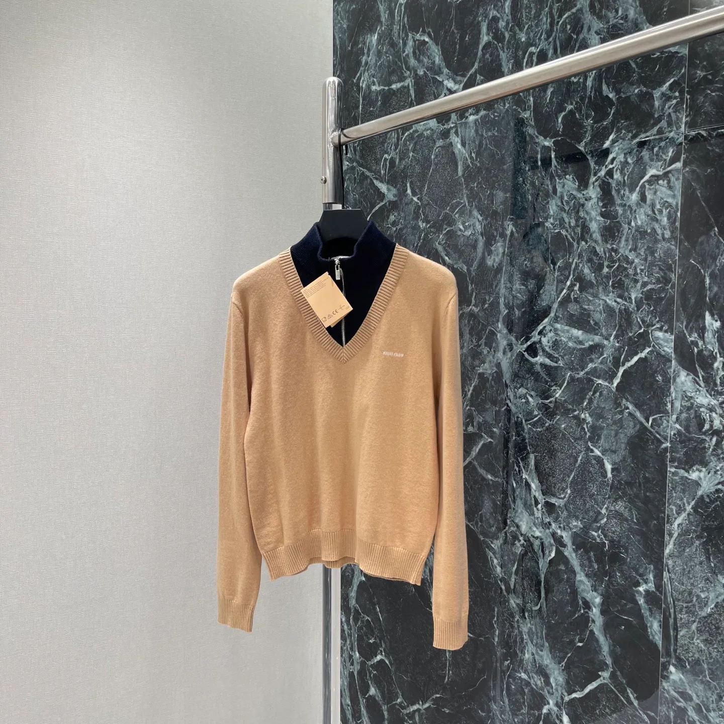 Women's Jumpers And Sweaters MIU MIU 18030691