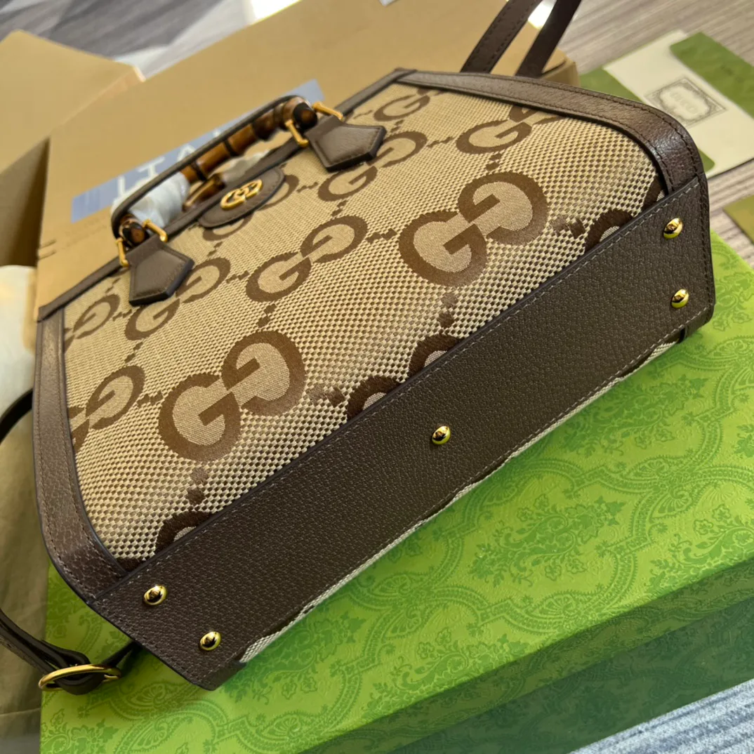 Women's Classic Handbags GUCCI 17949132