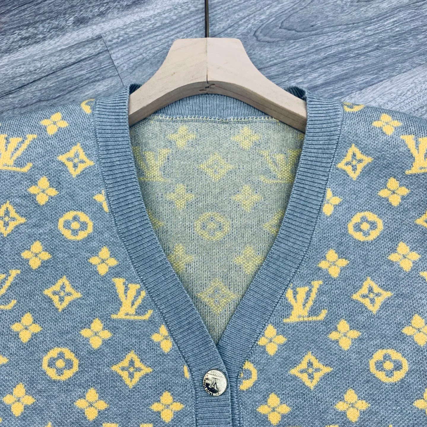 Women's Jumpers And Sweaters LOUIS VUITTON 18263512