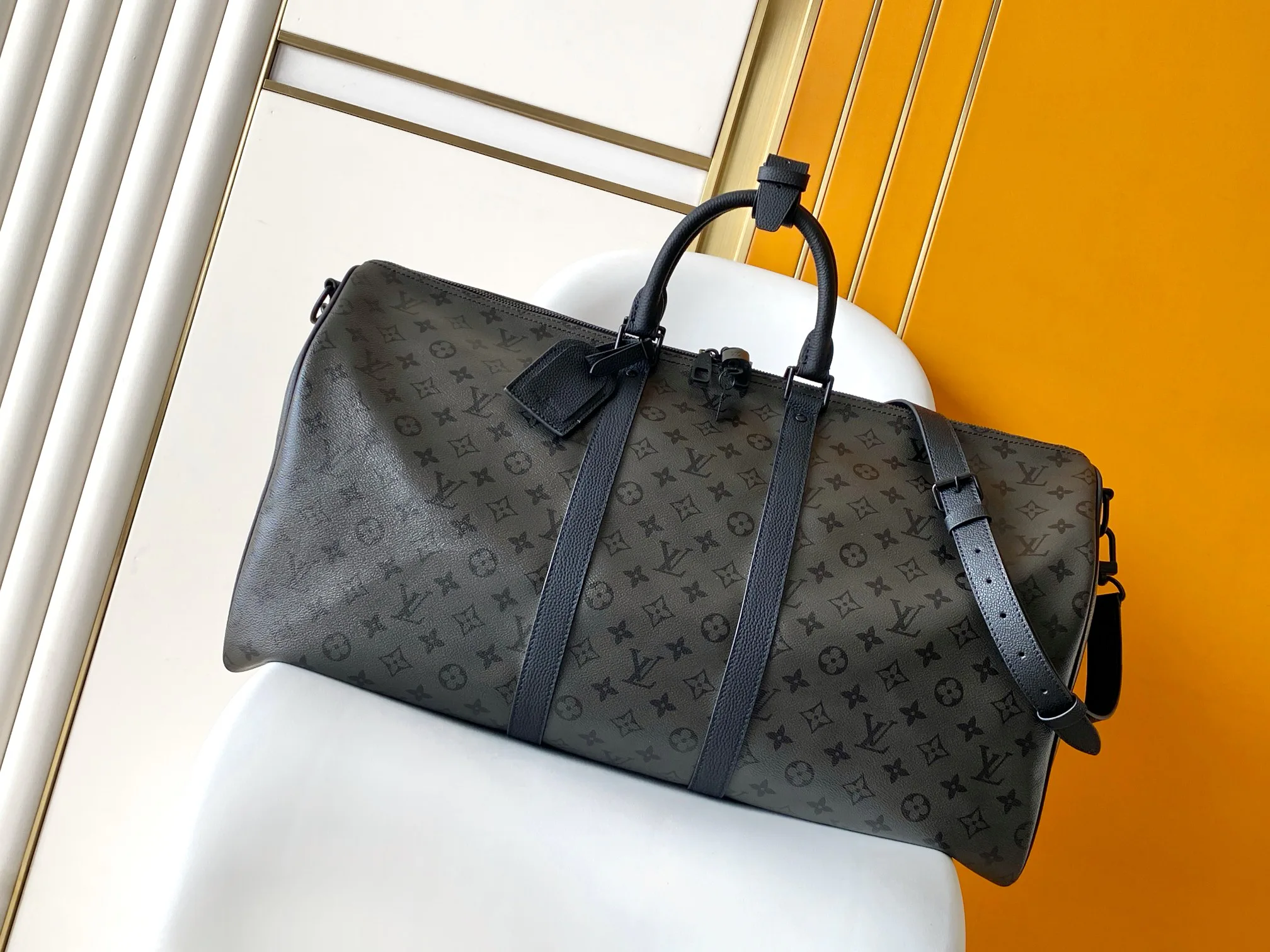 Women's Travel Bags LOUIS VUITTON 17949175