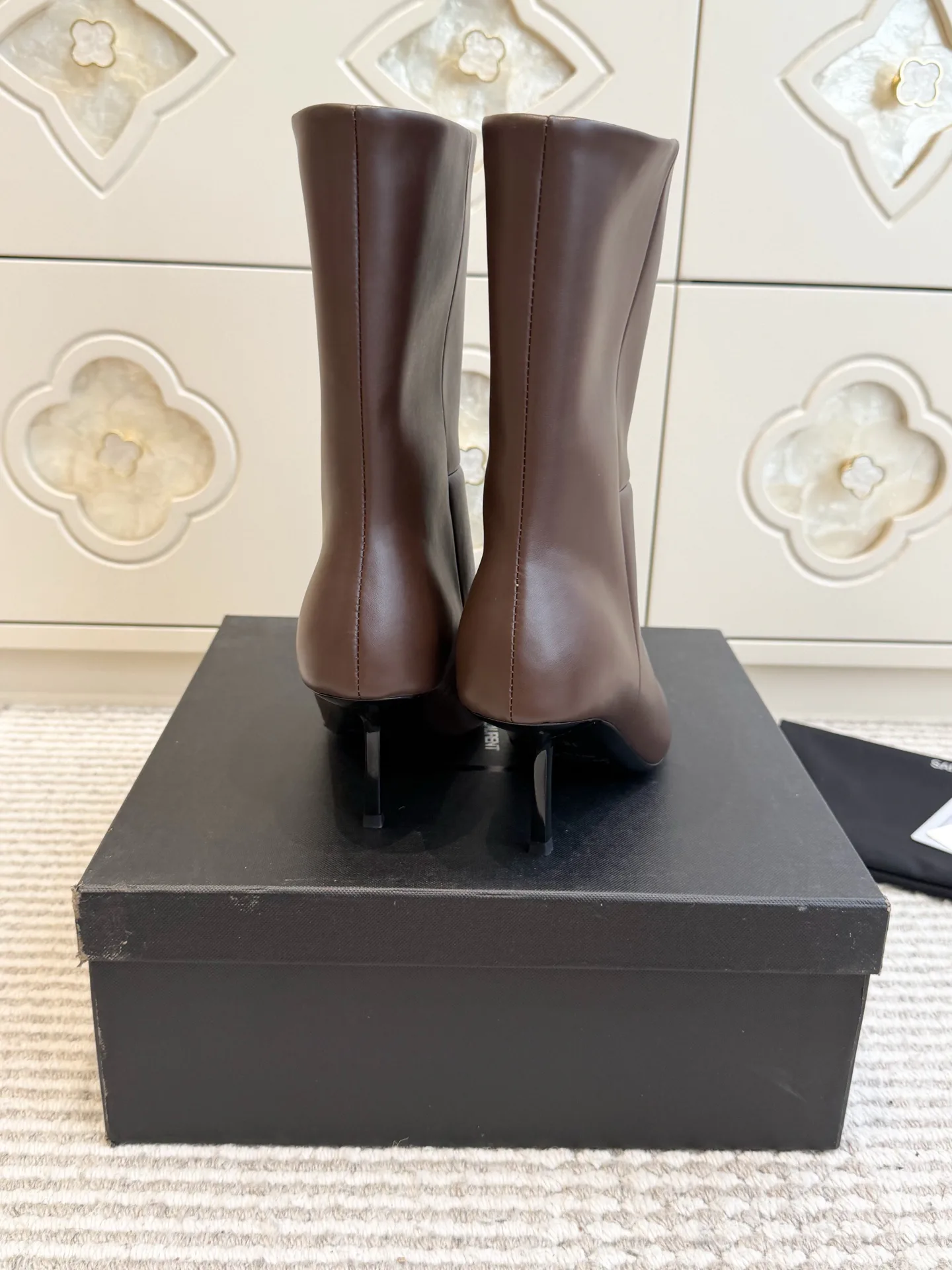 Women's Booties SAINT LAURENT 17943201