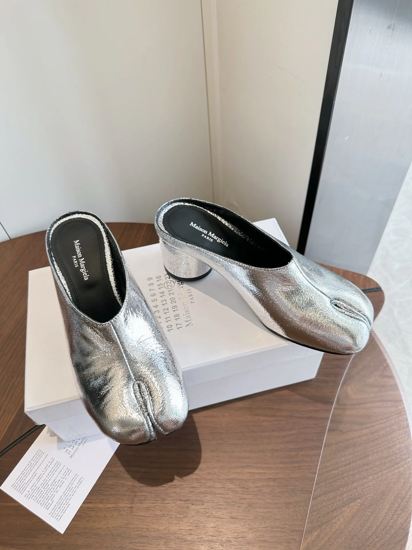 Women's Mules And Clogs MAISON MARGIELA 18444038