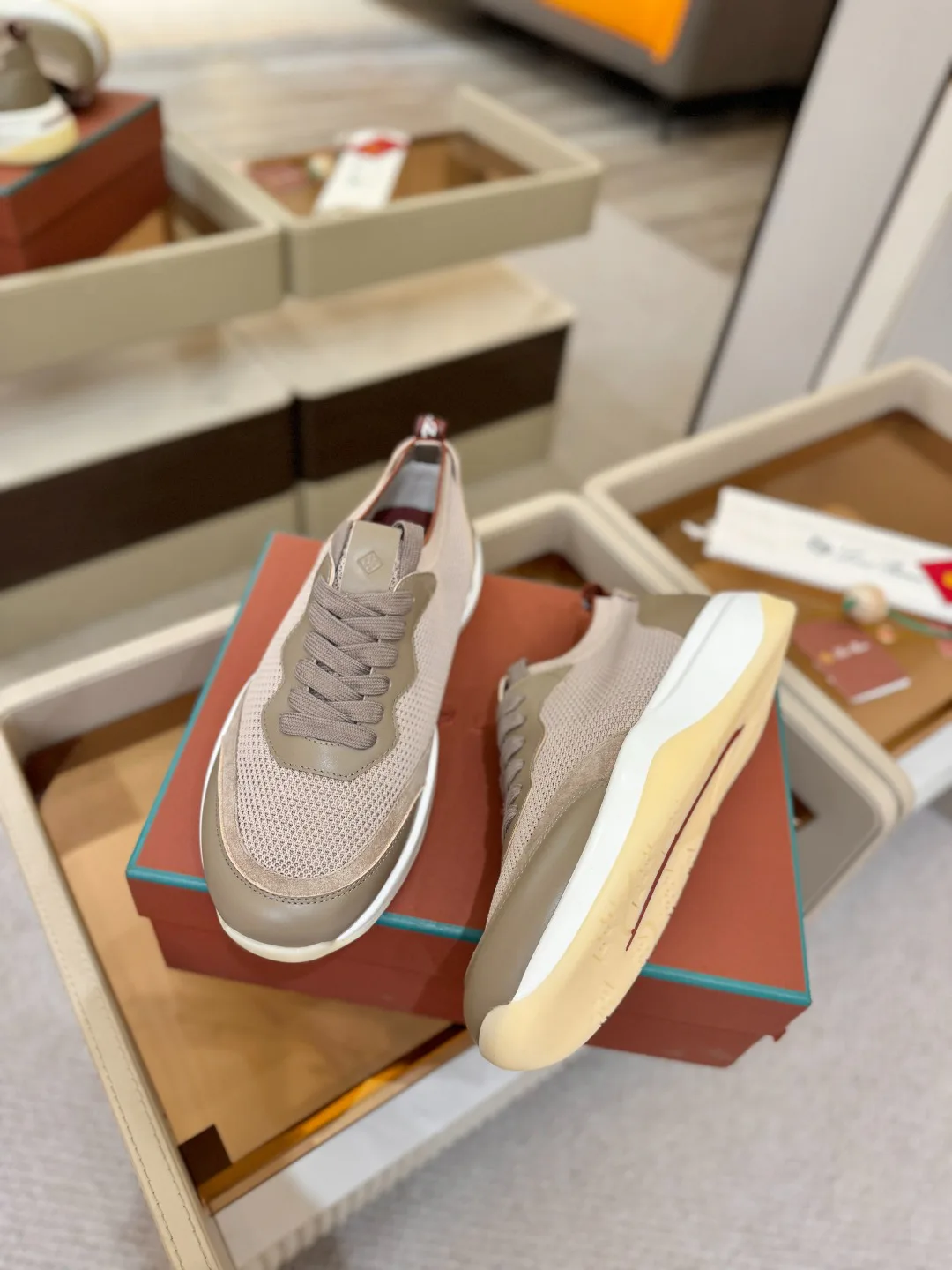 Men's Sneakers LORO PIANA 18039627