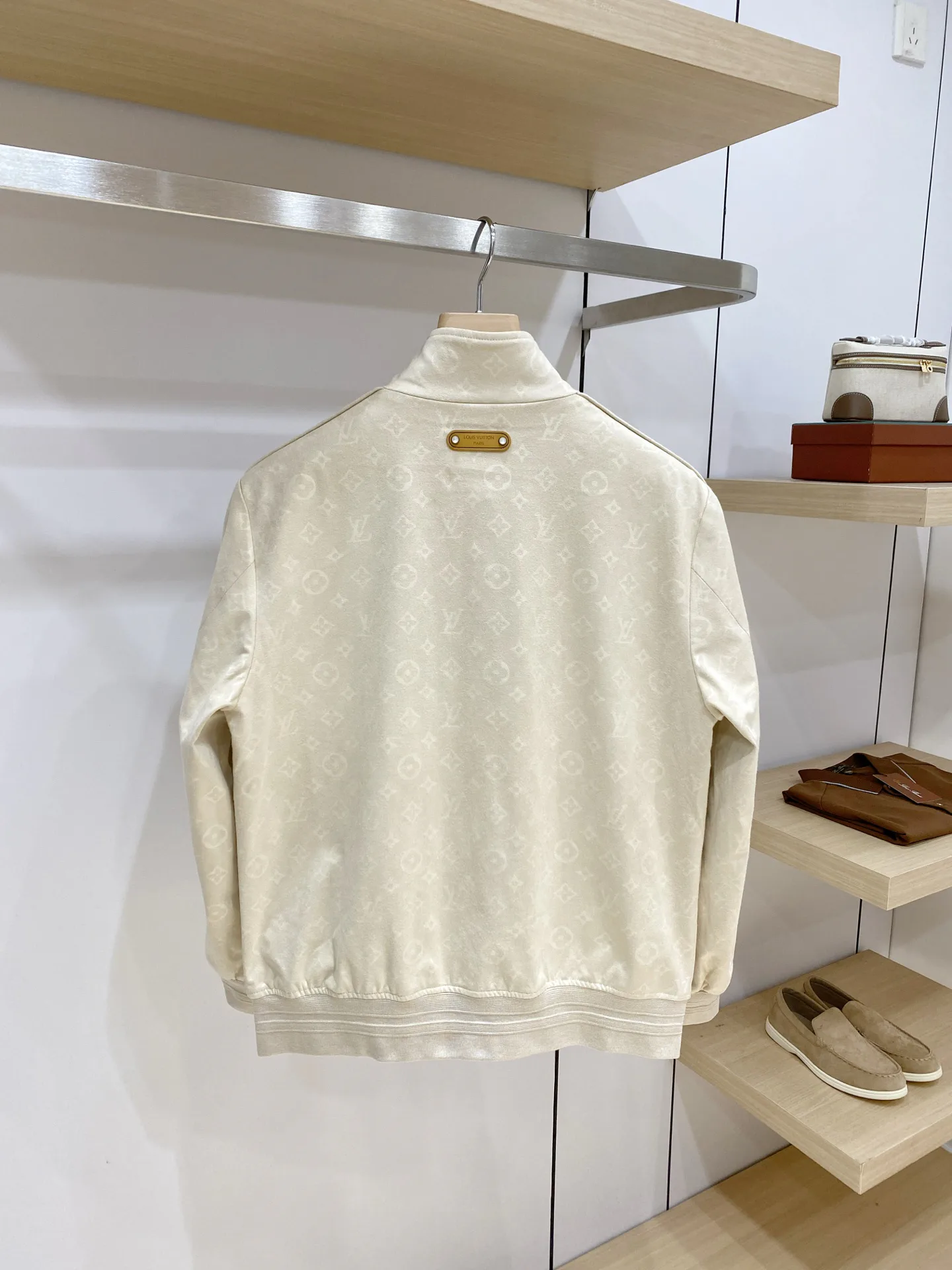 Men's Jackets And Down Jackets LOUIS VUITTON 18315656