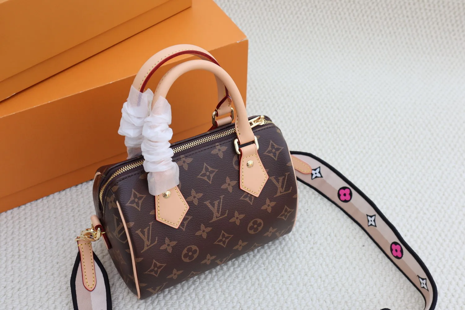 Women's Classic Handbags LOUIS VUITTON 18088970