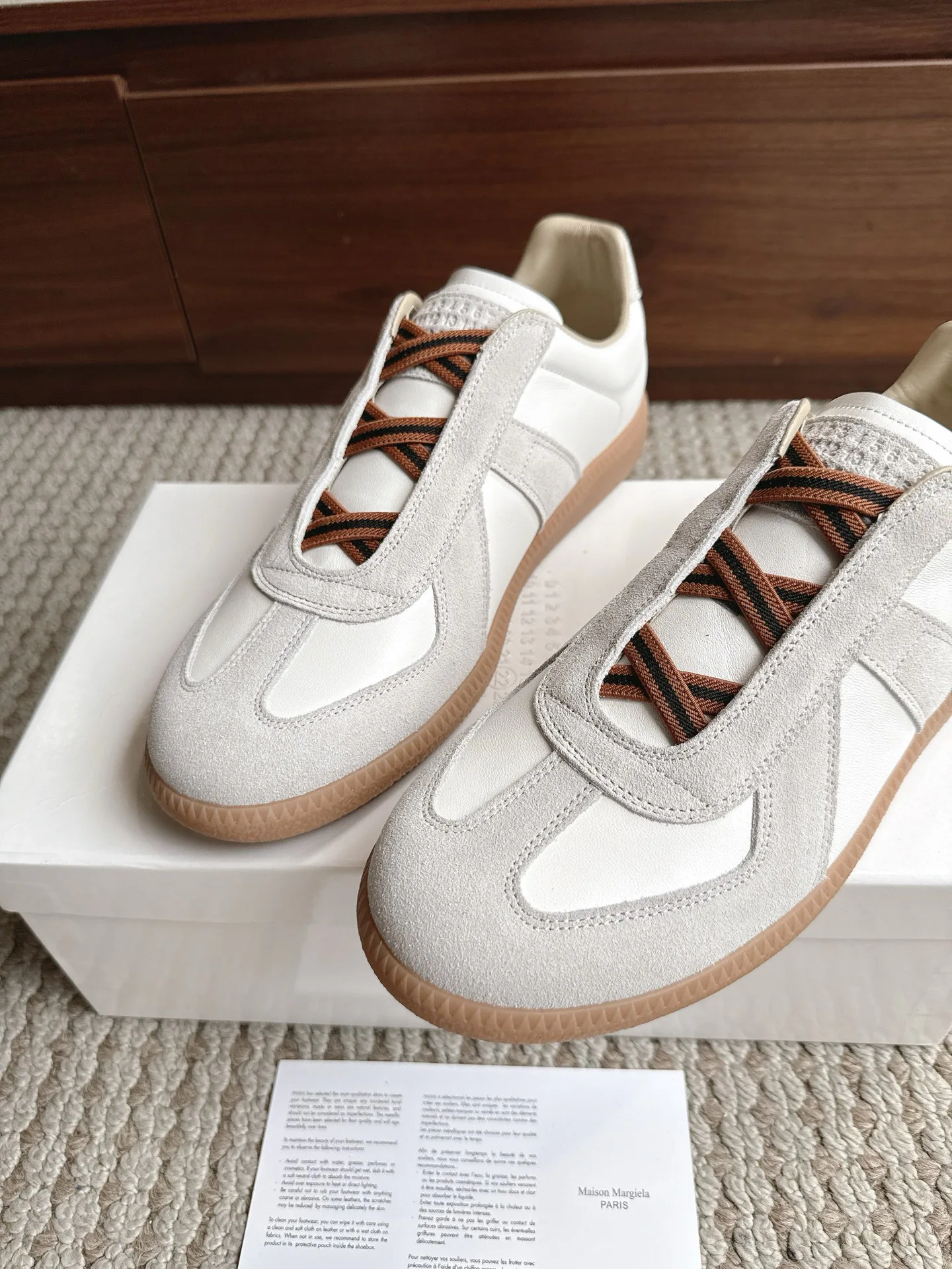 Women's Sneakers MAISON MARGIELA 17607657