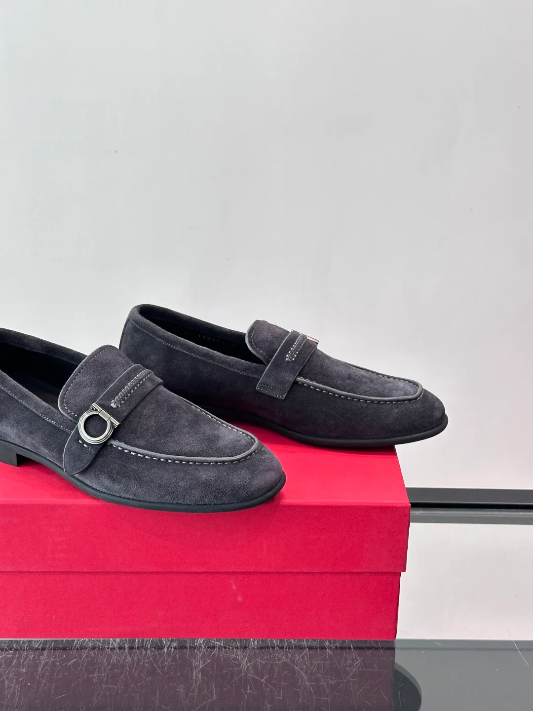 Men's Loafers And Dress Shoes SALVATORE FERRAGAMO 18079452