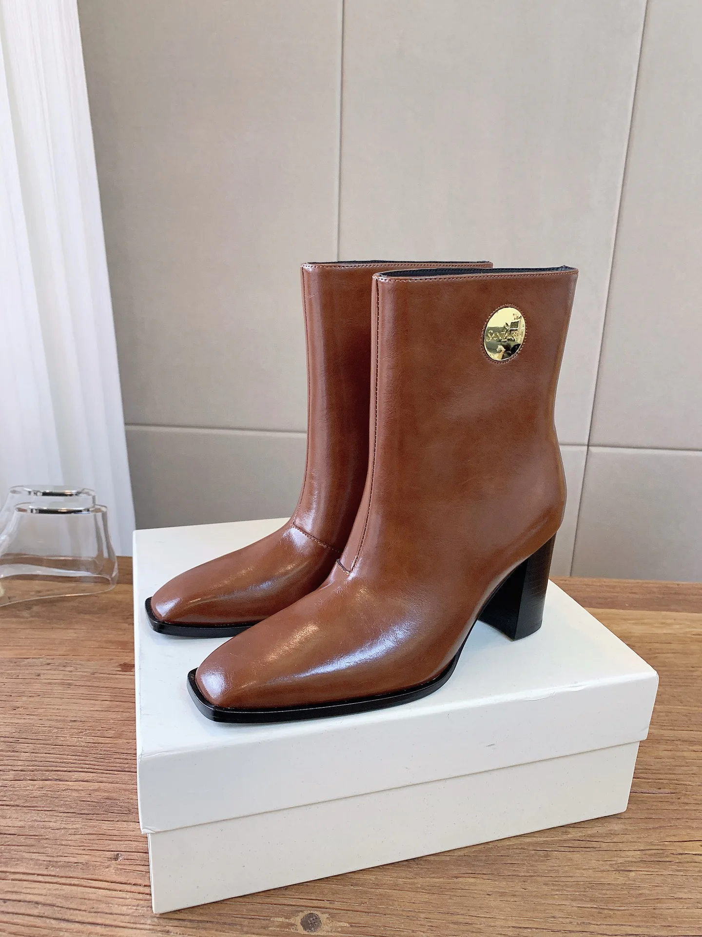 Women's Booties SAINT LAURENT 18365364