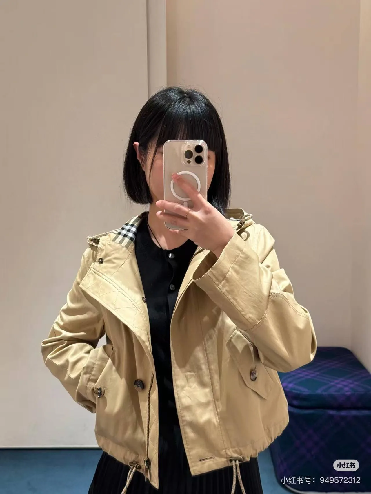 Women's Jackets And Down Jackets BURBERRY 17906719