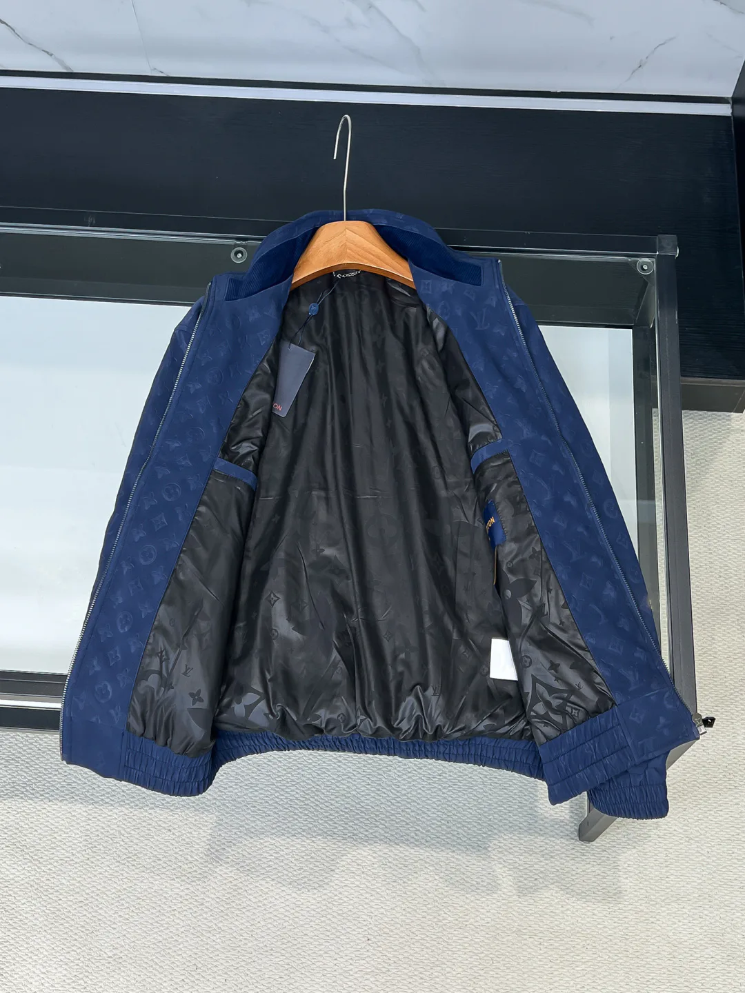 Men's Jackets And Down Jackets LOUIS VUITTON 18499110