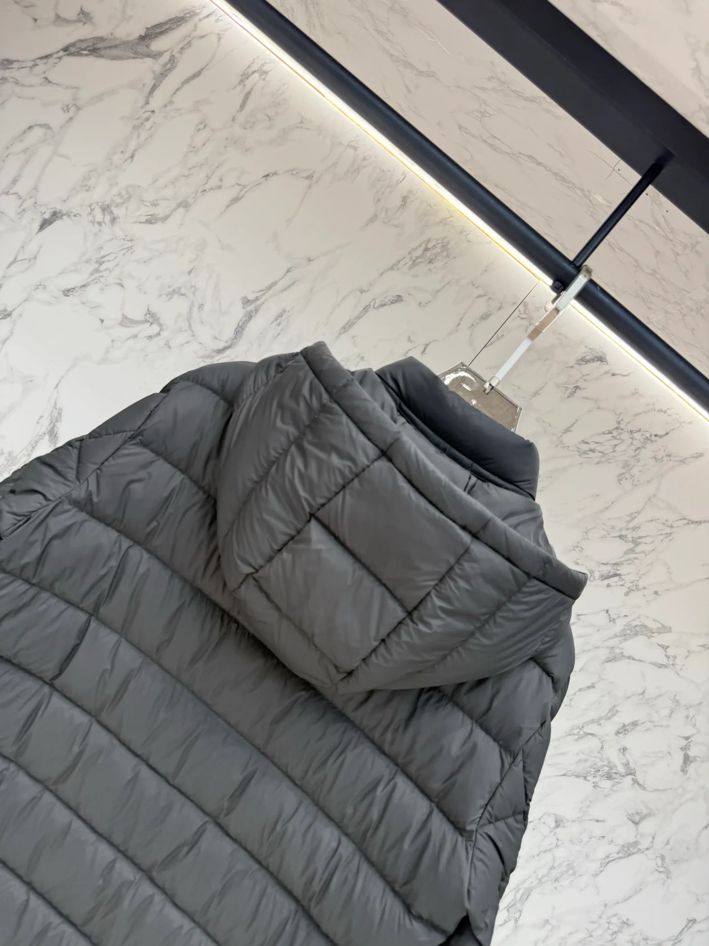 Men's Jackets And Down Jackets MONCLER 17809000