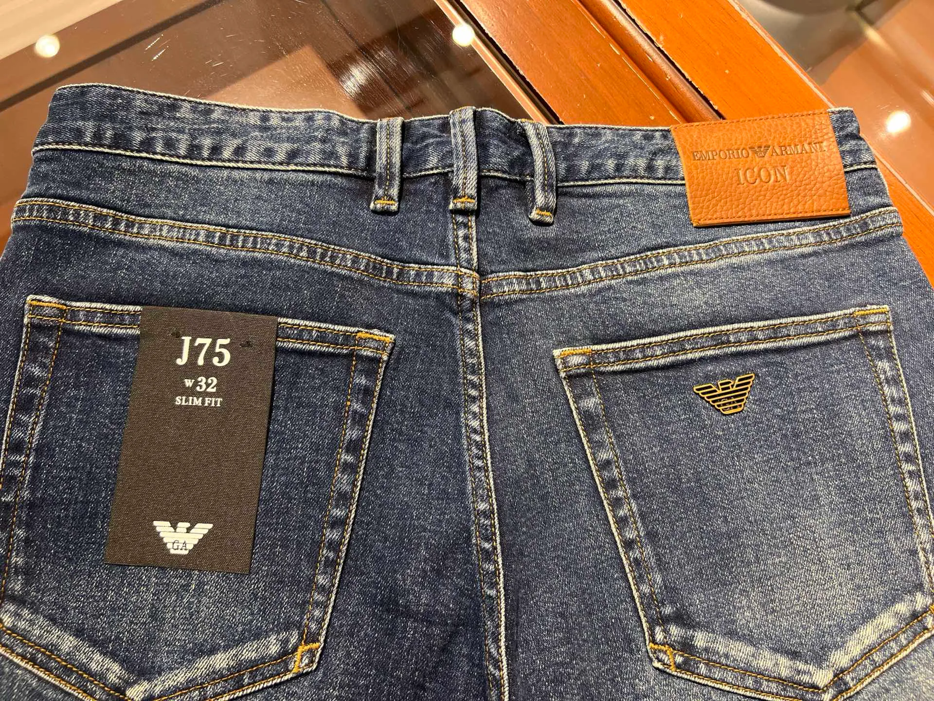 Men's Jeans ARMANI 18084627