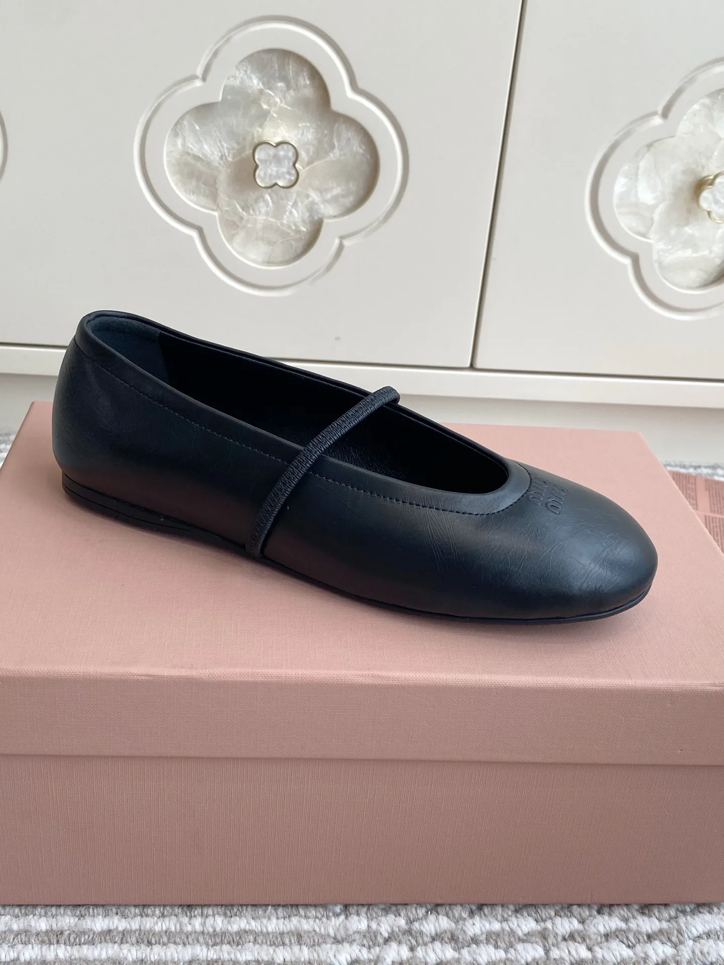 Women's Ballet Flats MIU MIU 17522713