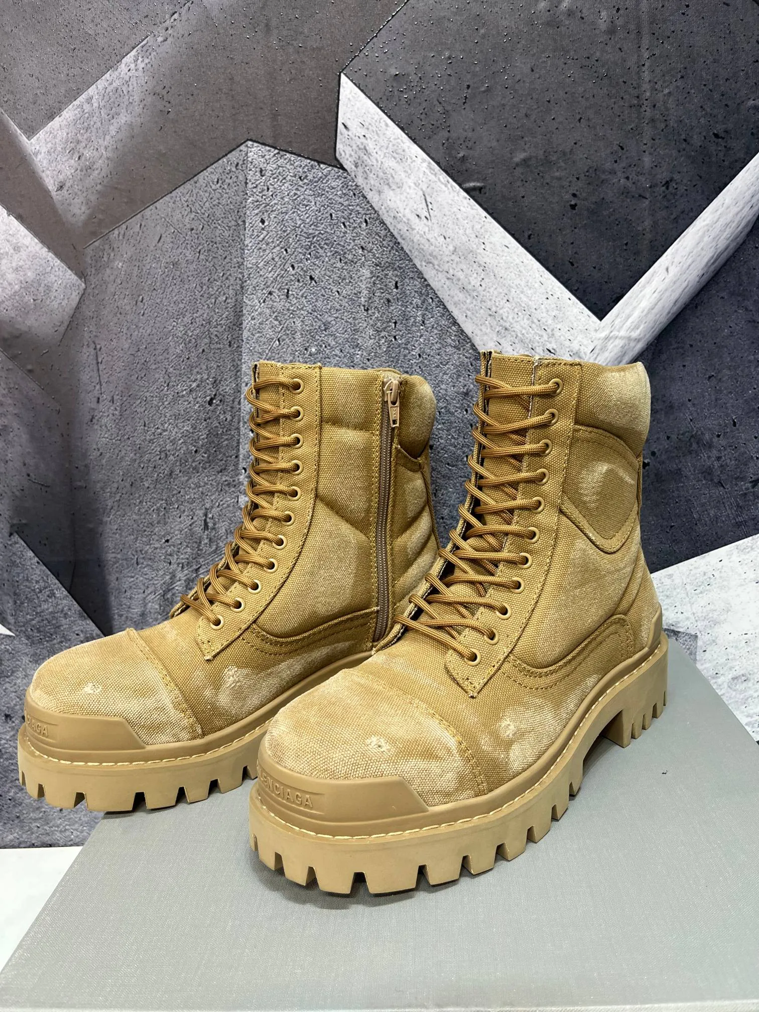 Men's Ankle Boots BALENCIAGA 17962233