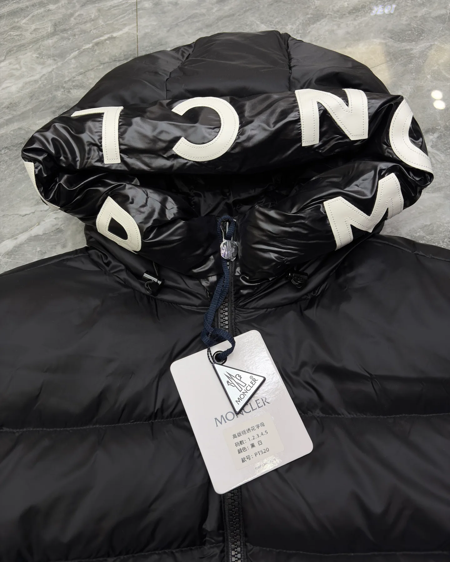 Women's Jackets And Down Jackets MONCLER 17568681