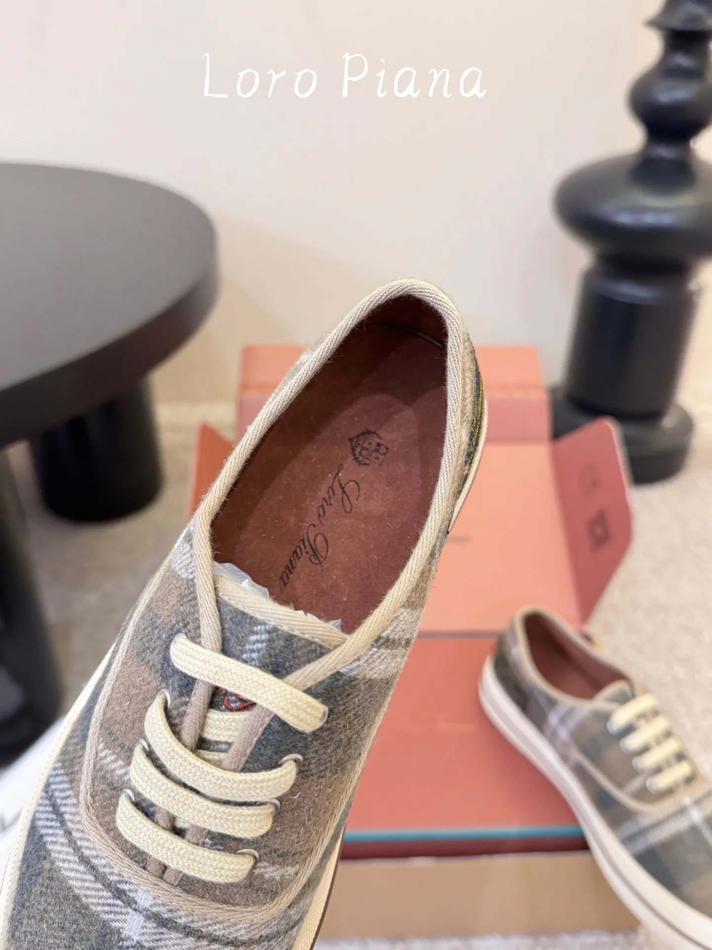 Women's Sneakers LORO PIANA 18241380