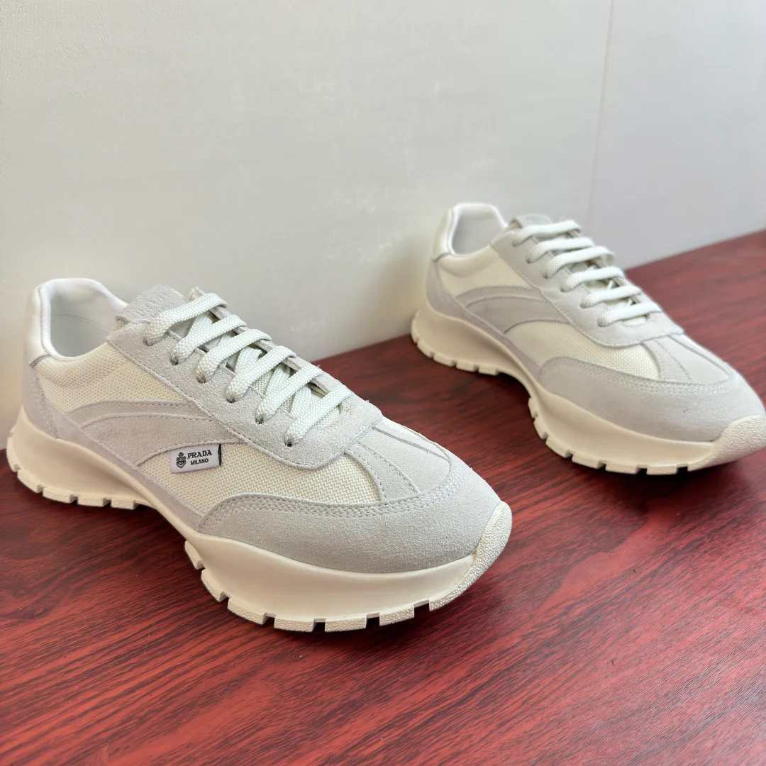 Women's Sneakers PRADA 17763662