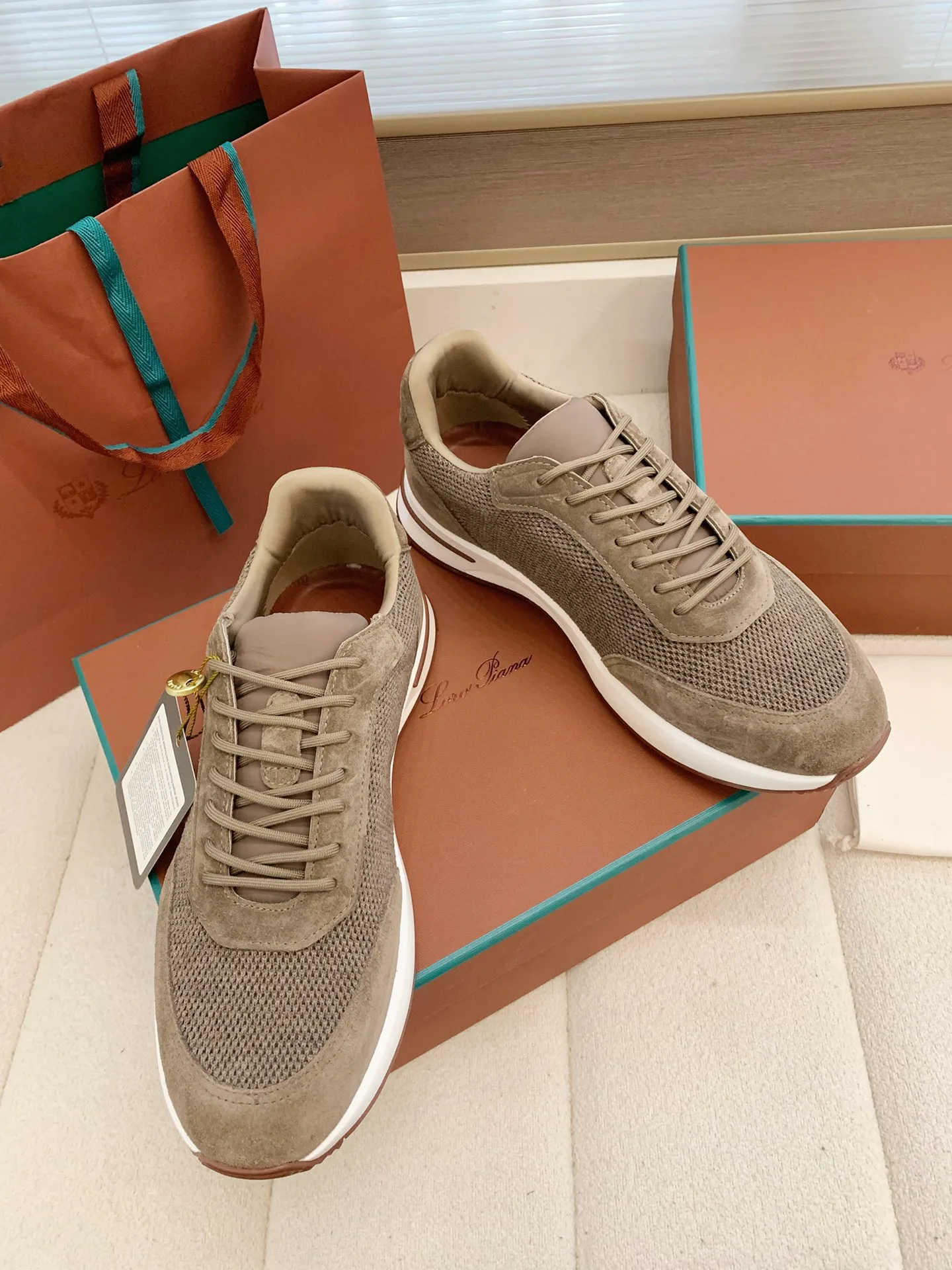 Men's Sneakers LORO PIANA 18486042