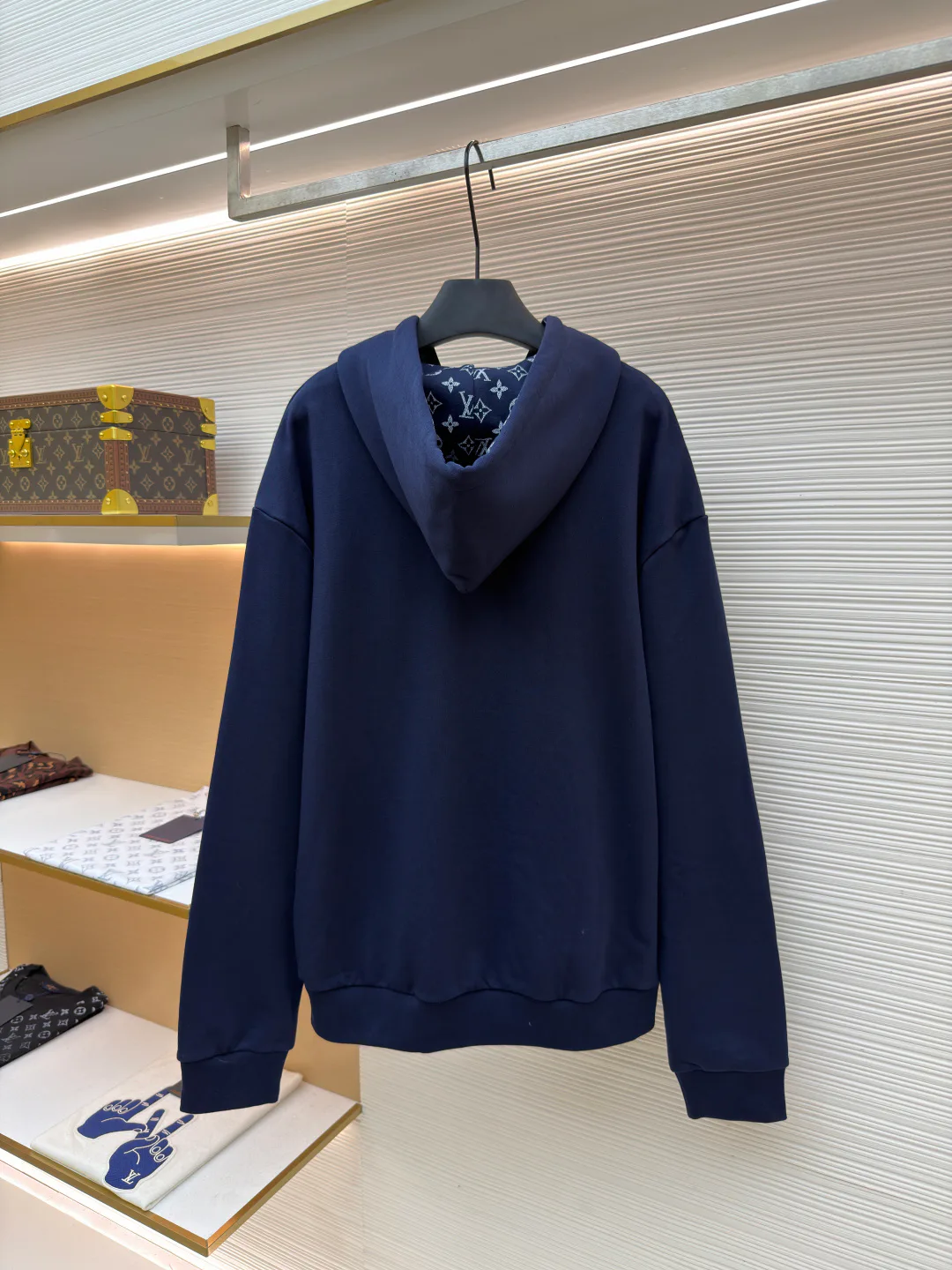 Men's Sweatshirts And Hoodies LOUIS VUITTON 17852634