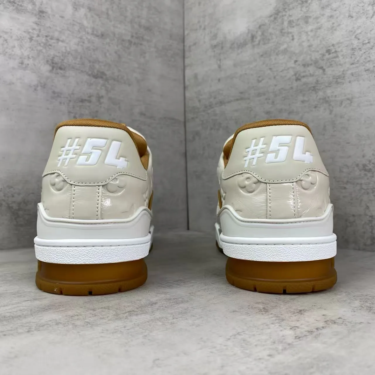 Women's Sneakers LOUIS VUITTON 17961748