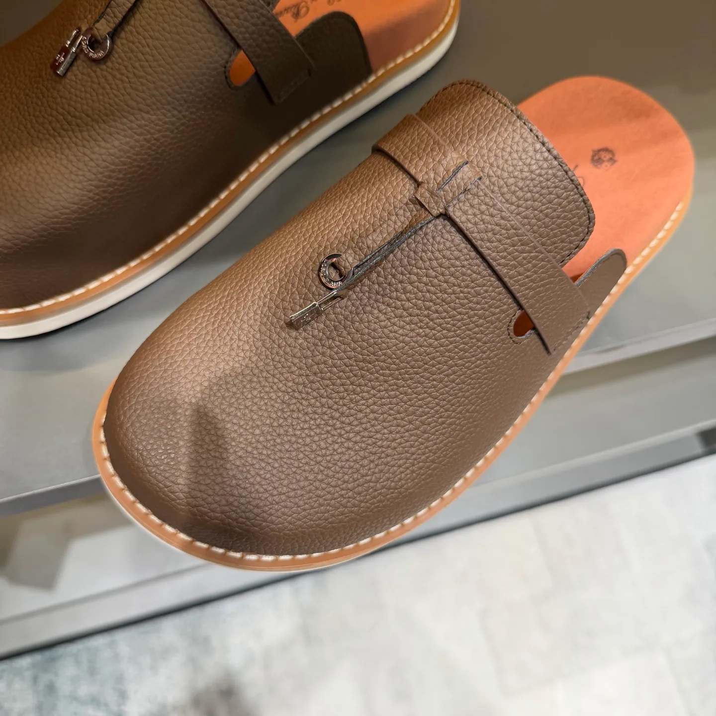 Women's Mules And Clogs LORO PIANA 18400770