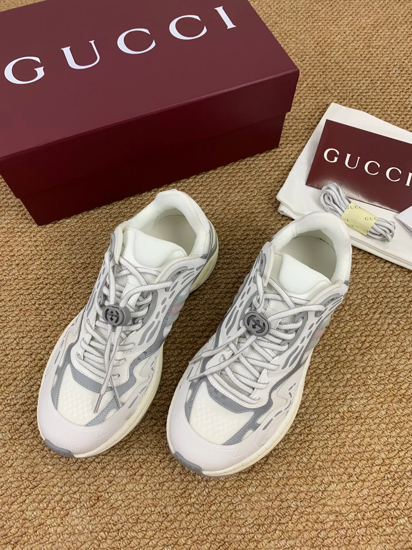 Women's Sneakers GUCCI 17545256