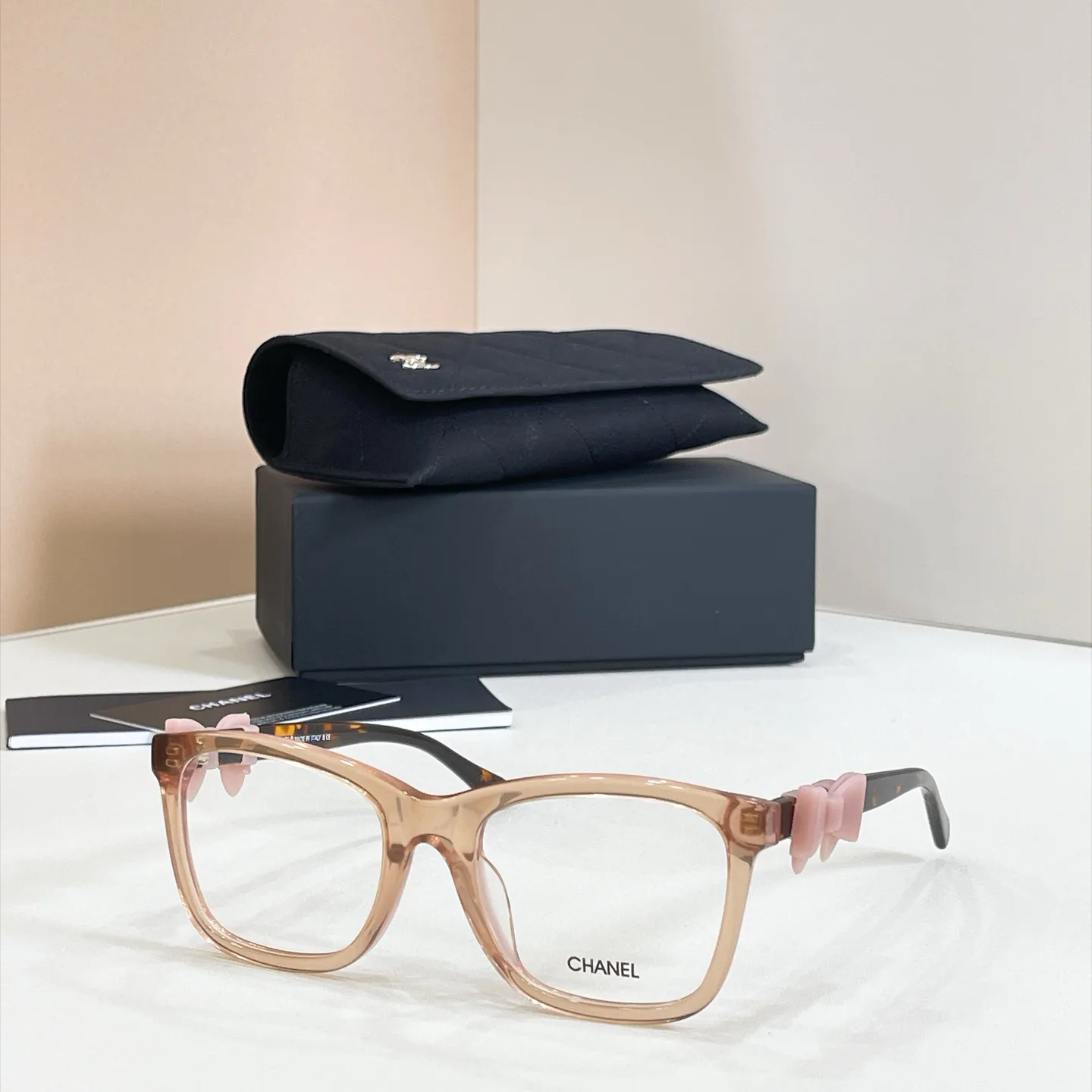 Glasses CHANEL 17949236