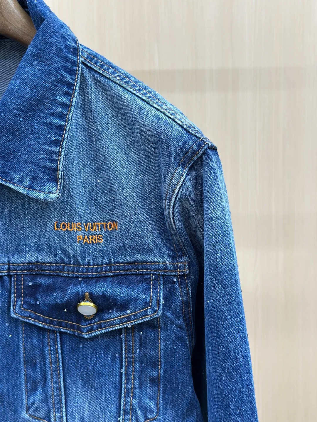 Куртки И Пуховики Мужские Louis Vuitton 18599291