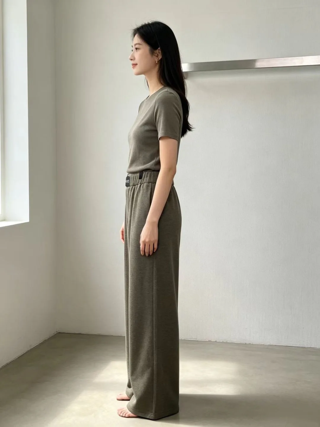 Women's Trousers LOEWE 18475546