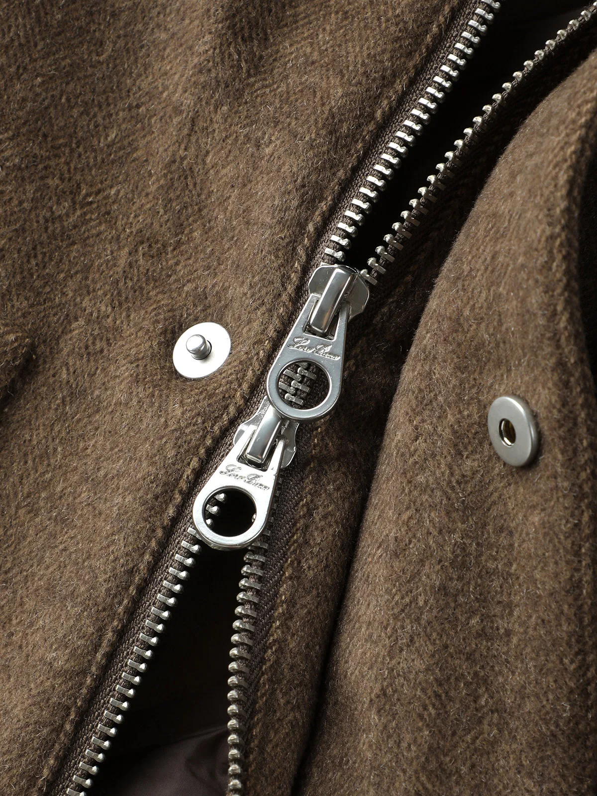 Куртки И Пуховики Мужские Loro Piana 18620382