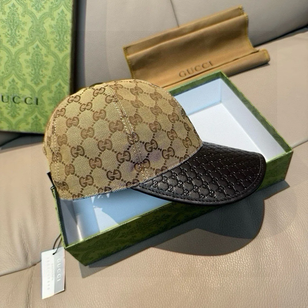 Hats GUCCI 17604837