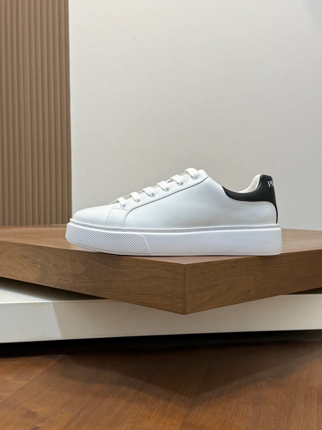 Men's Sneakers PRADA 17447606