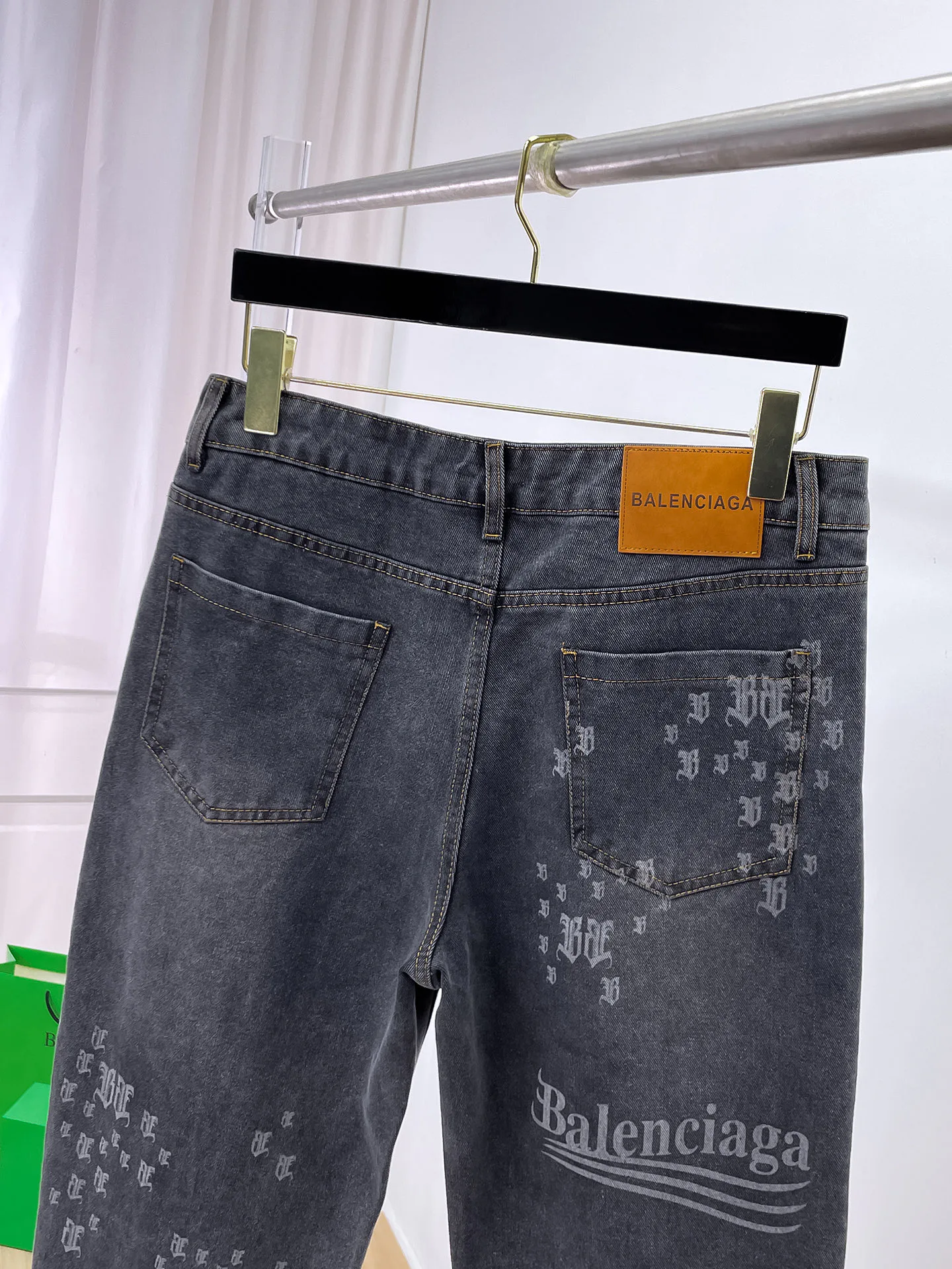 Men's Jeans BALENCIAGA 18499650