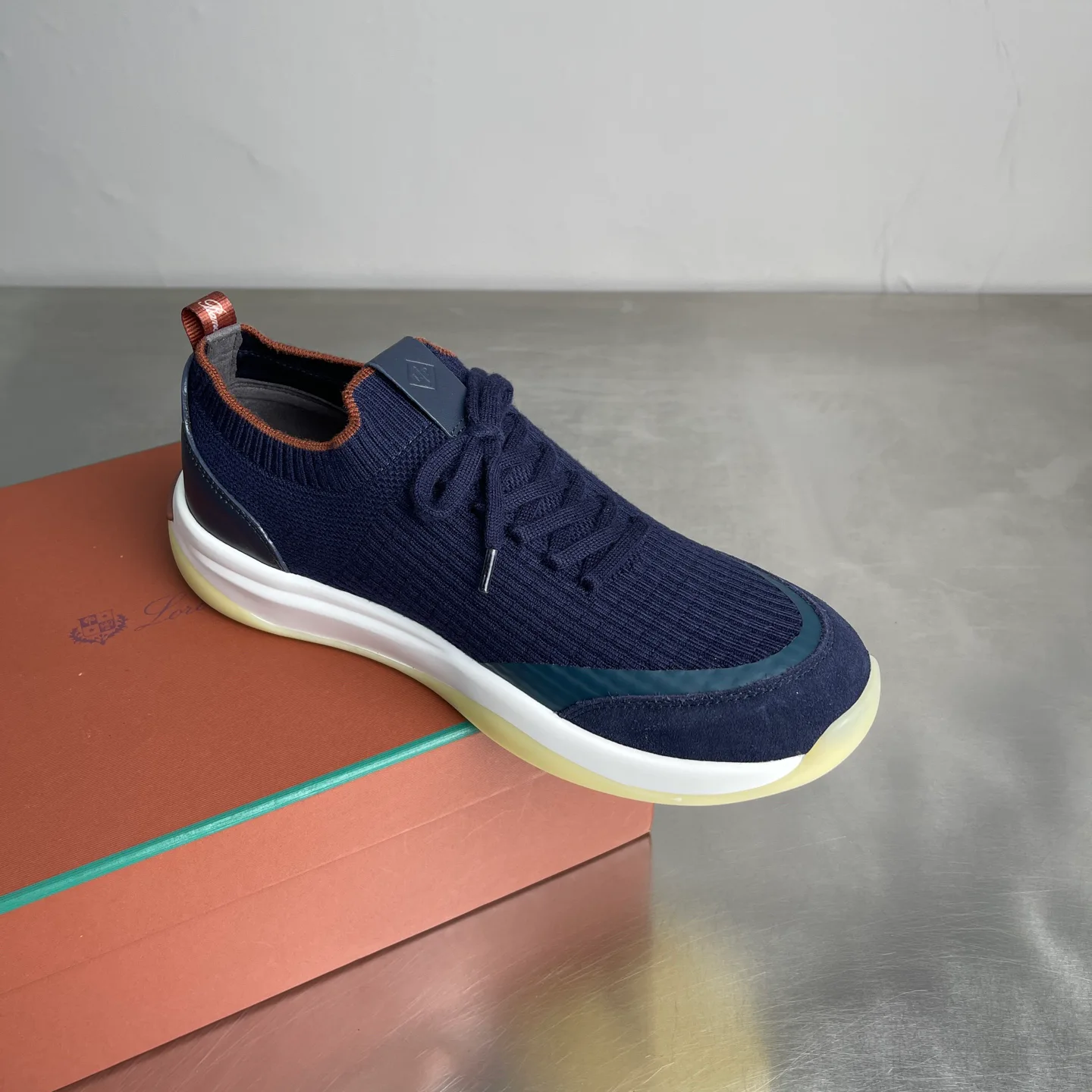 Men's Sneakers LORO PIANA 18234370