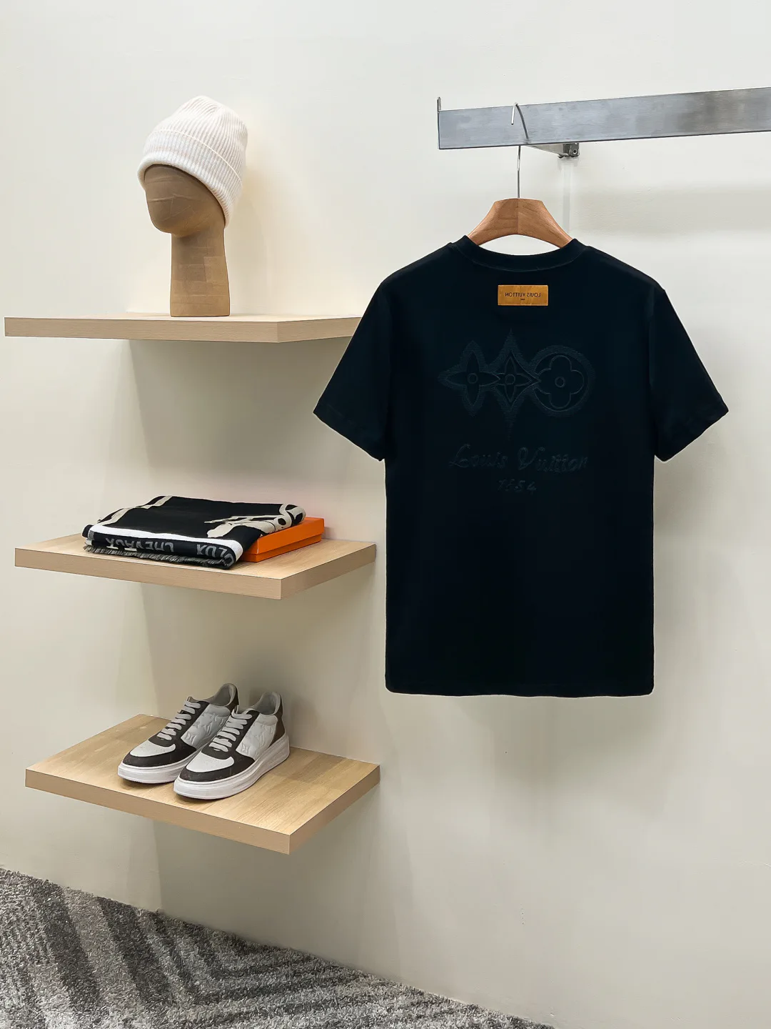 Men's T-Shirts LOUIS VUITTON 18499482